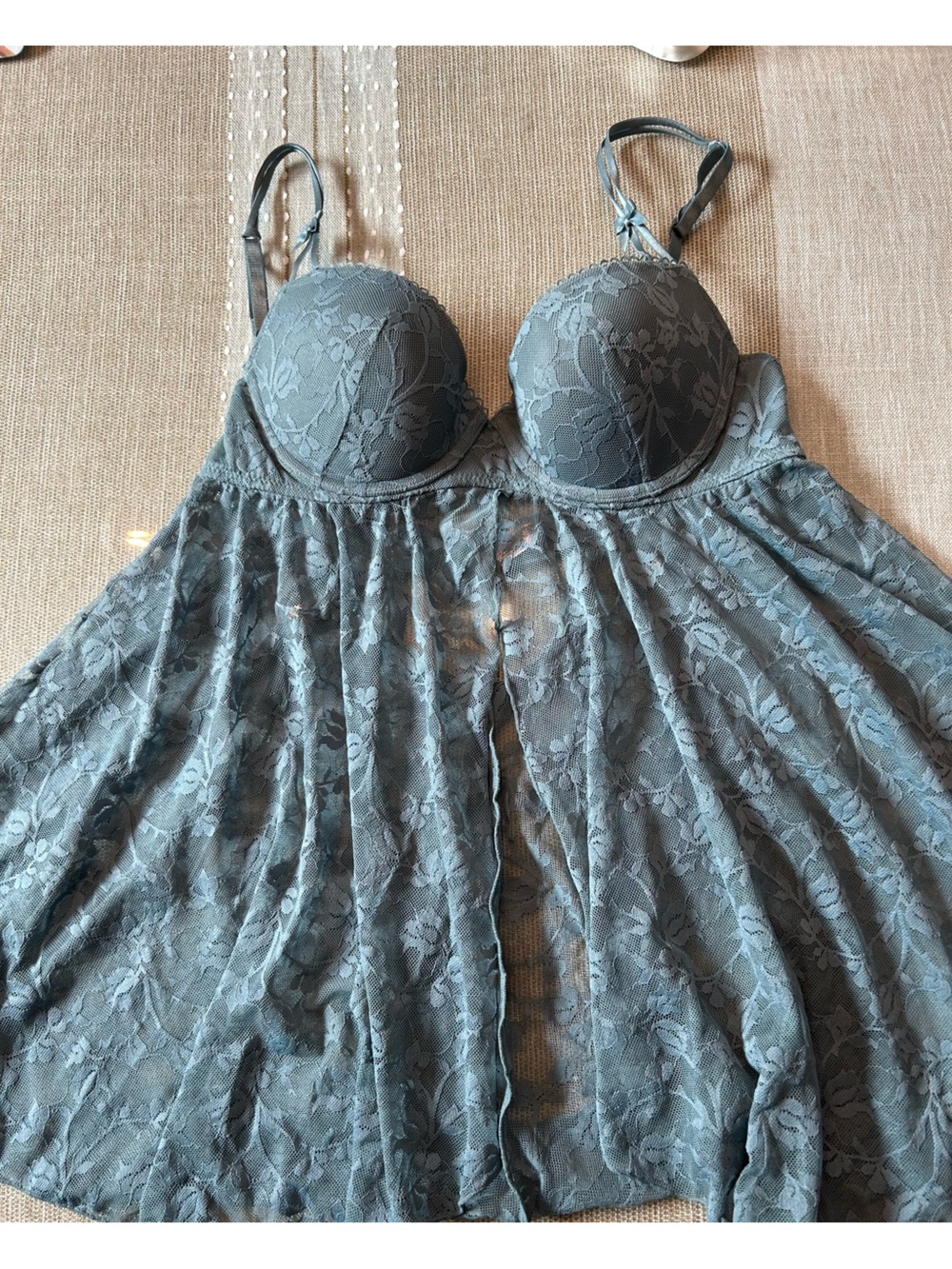 La vie en rose Lace Balconette Babydoll Nightdress in Slate Blue